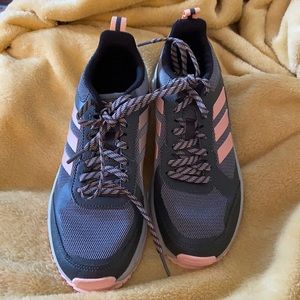 Adidas cloudfoam pink and grey sneakers!